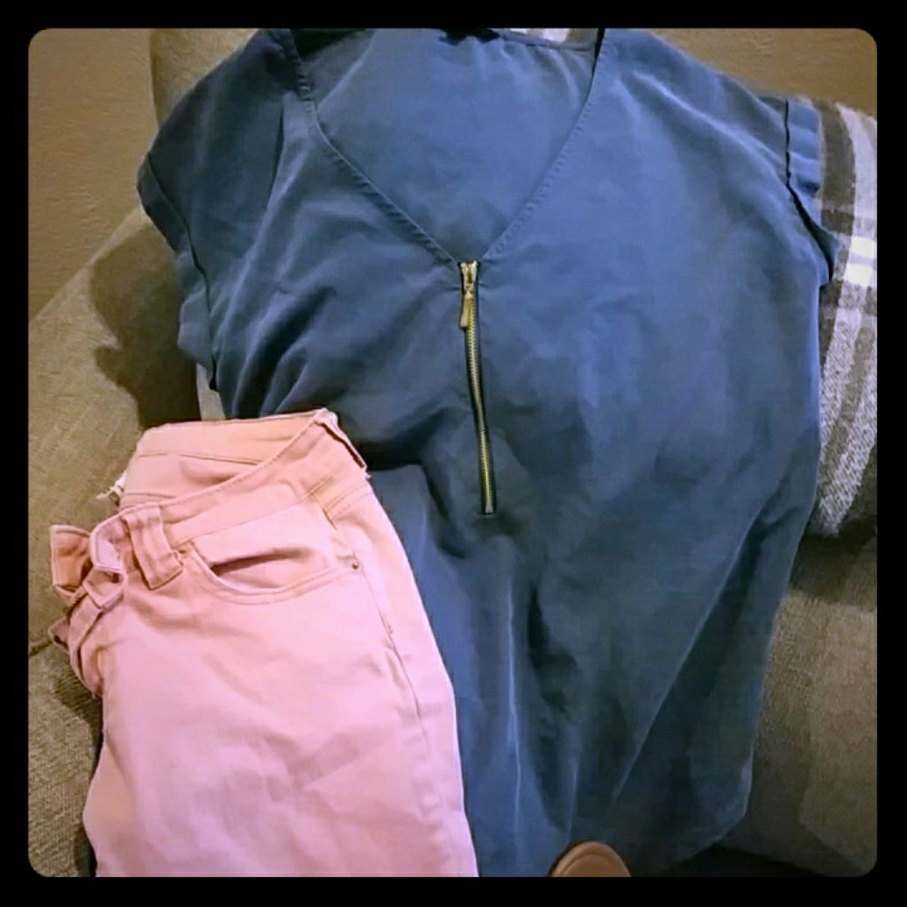Blue Express Short Sleeve Blouse